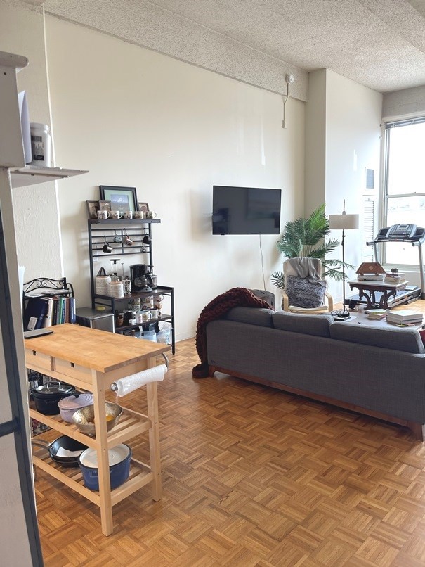 61 Brookline Ave, Fenway