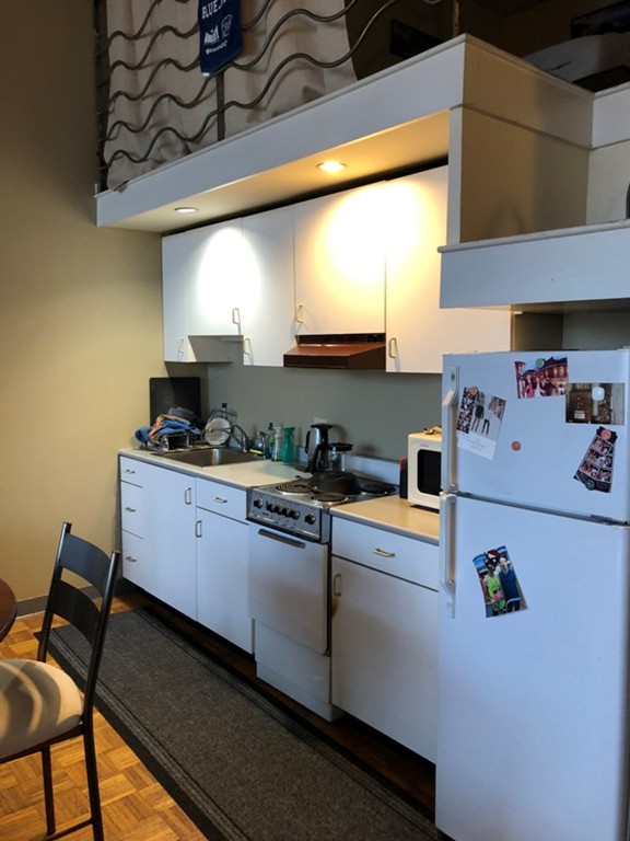 61 Brookline Ave, Fenway