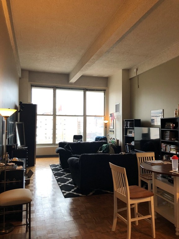 61 Brookline Ave, Fenway