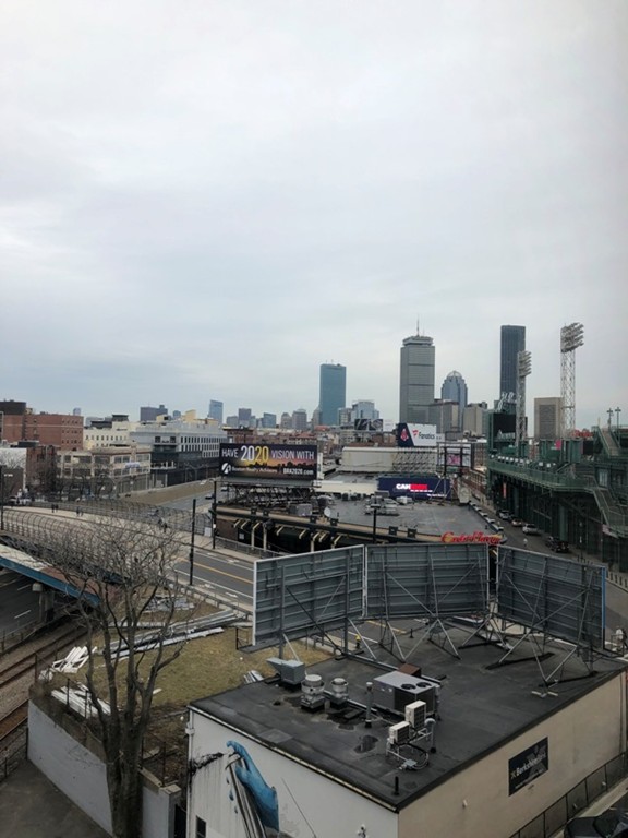 61 Brookline Ave, Fenway