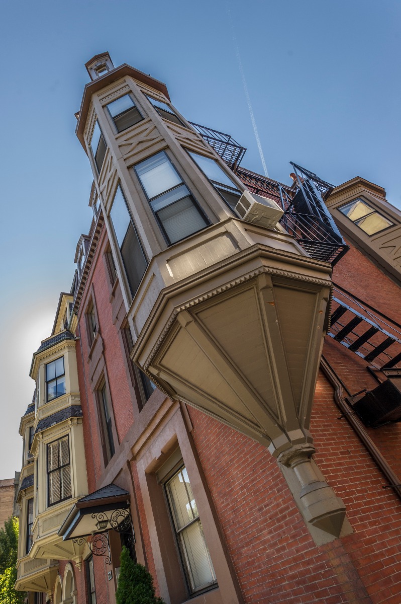 304 Berkeley St, Back Bay