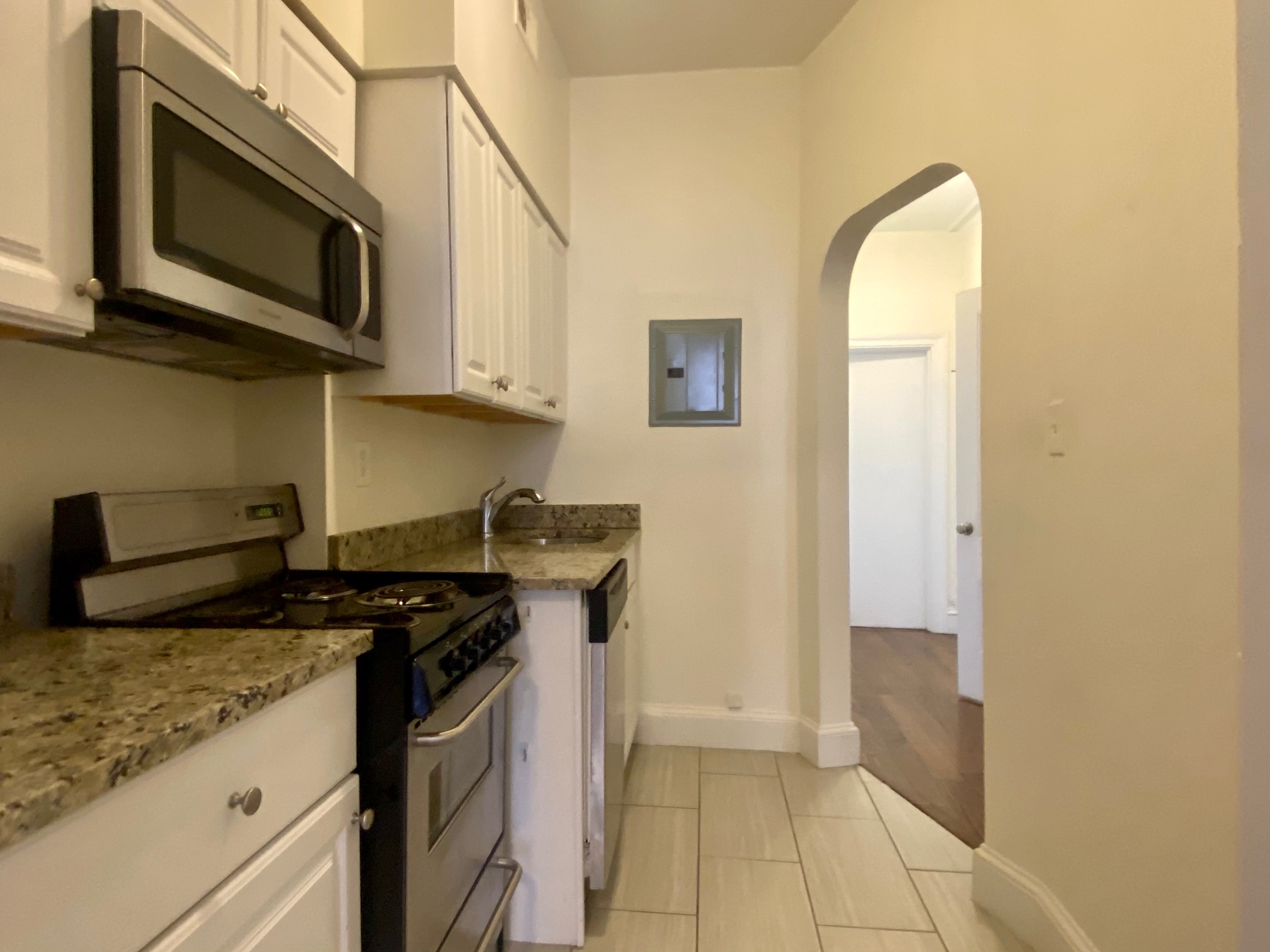 304 Berkeley St, Back Bay