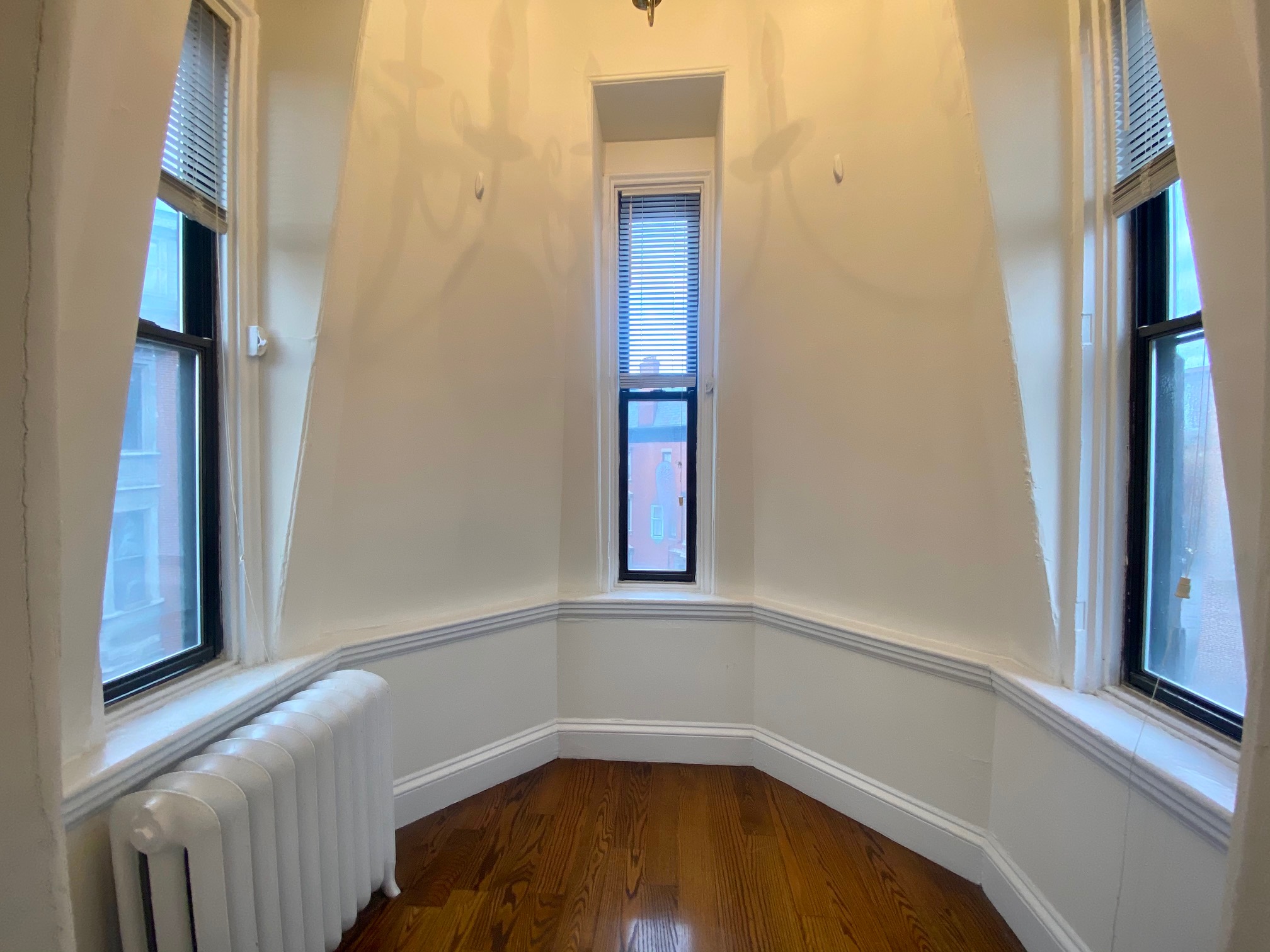 304 Berkeley St, Back Bay