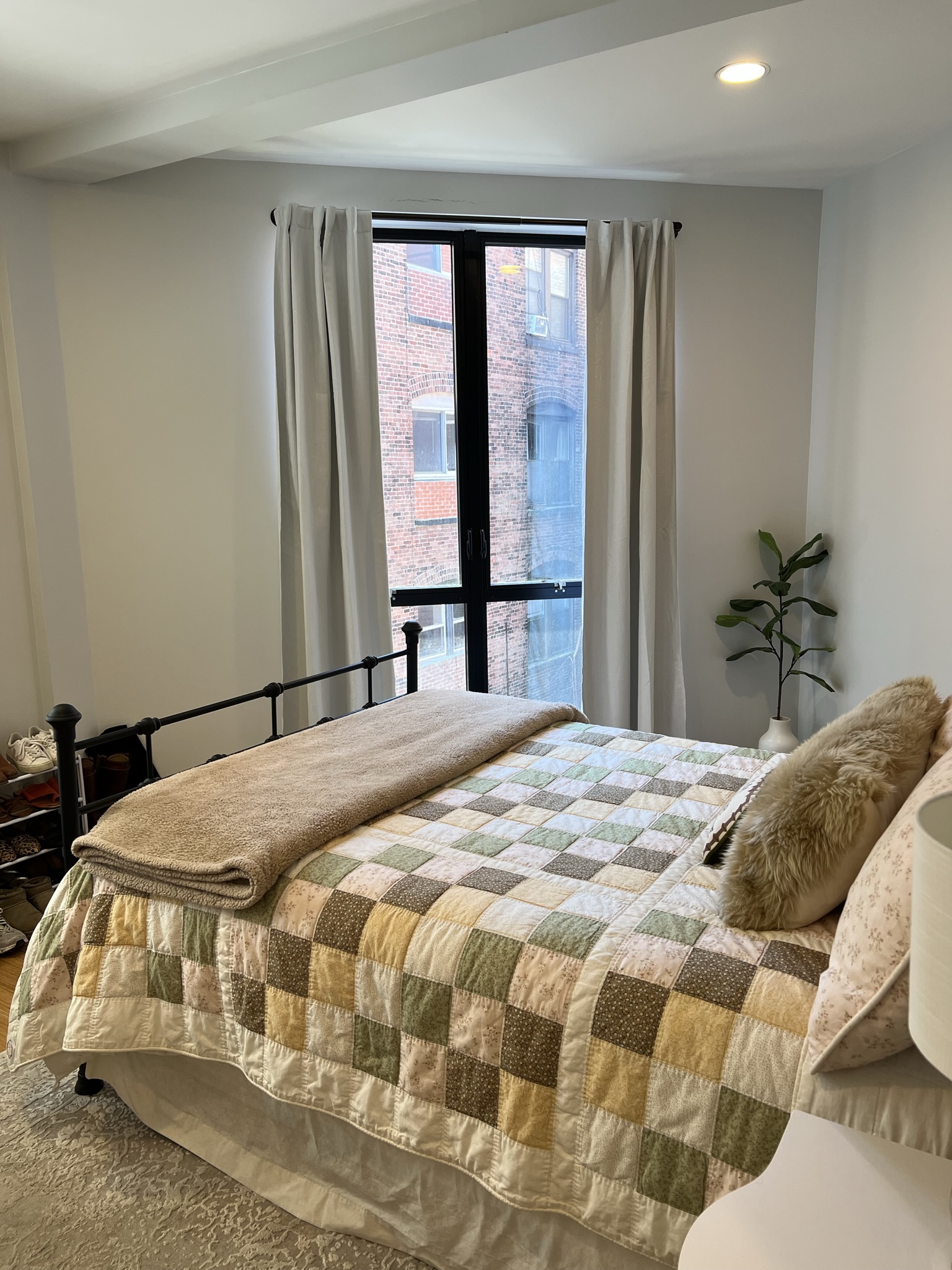 1661 Washington St, South End