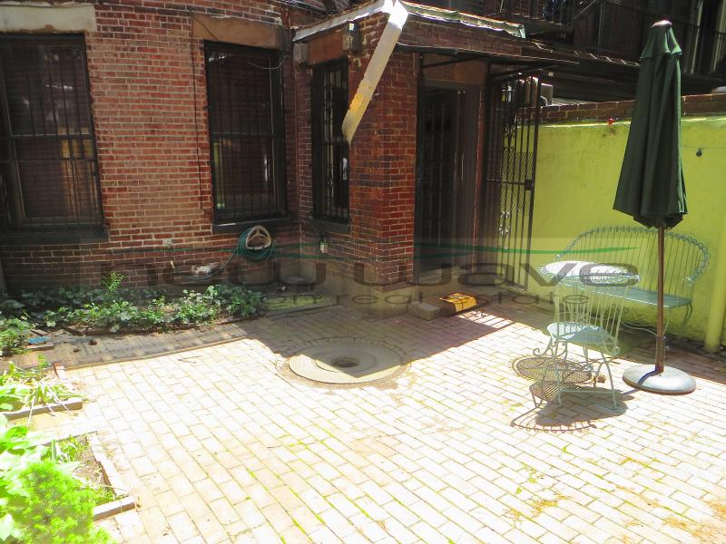 Studio bed, 1 bath apartment for rent at 326 Dartmouth St Unit BR, South End — photo 9 of 15