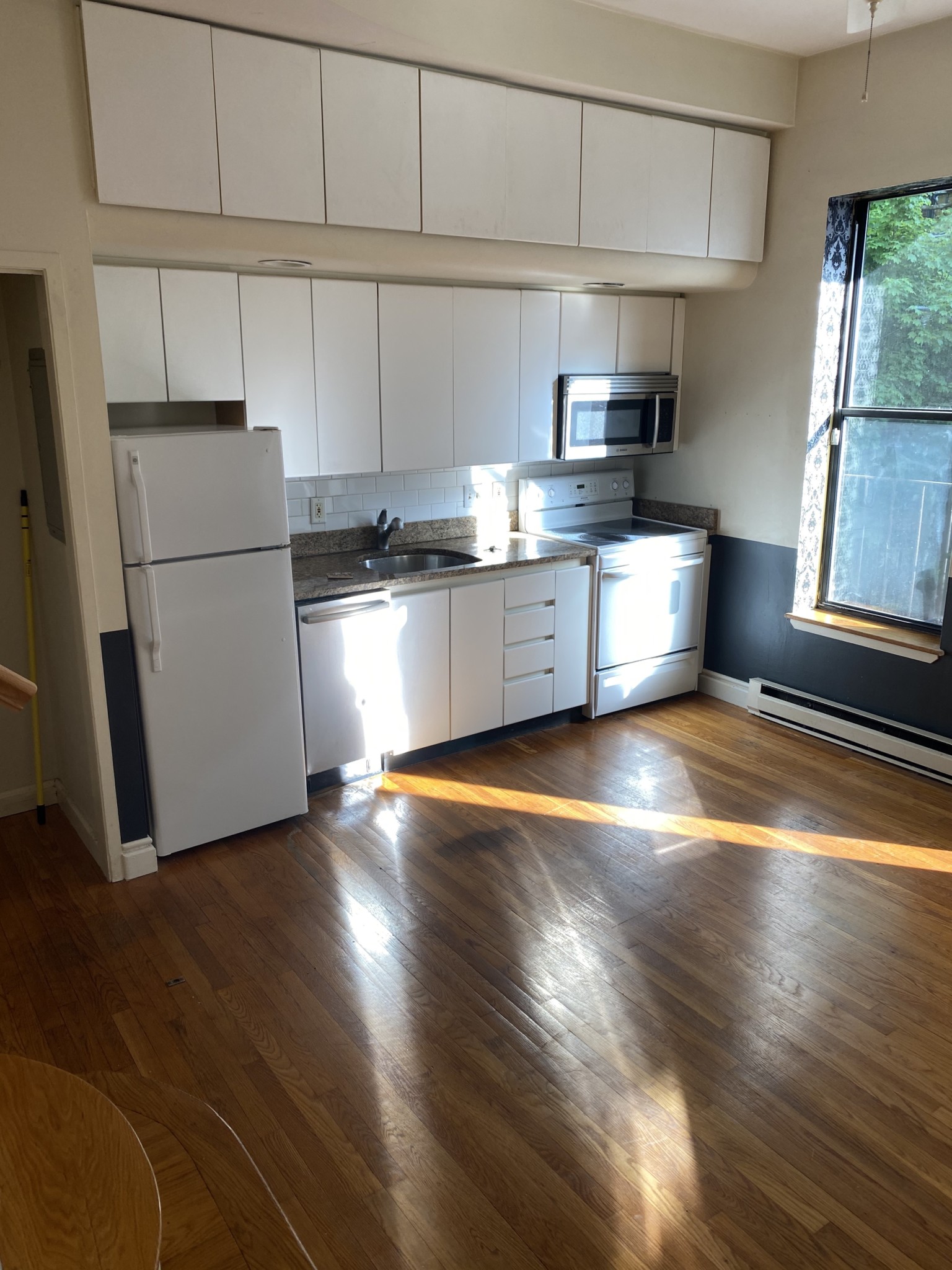 16 Wellington St, South End