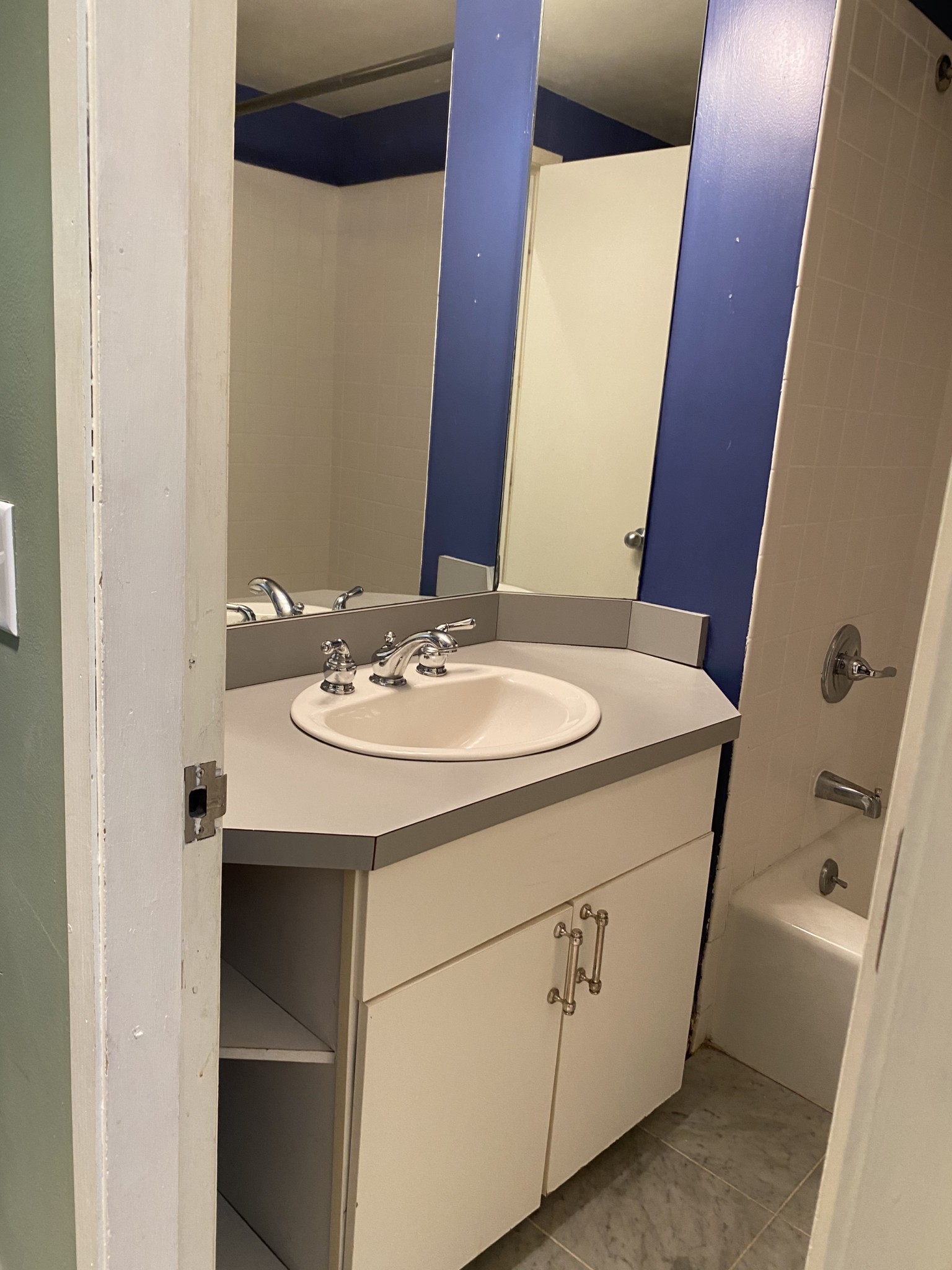 16 Wellington St, South End