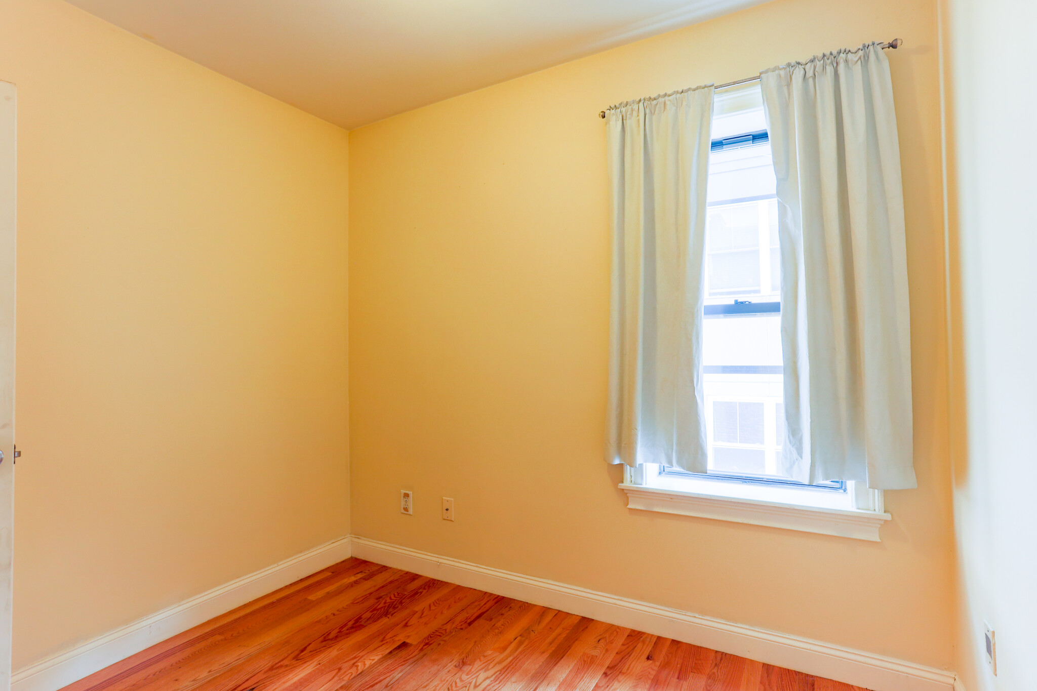 2 bed, 1 bath apartment for rent at 31 Cunard St Unit 10, South End — photo 10 of 11