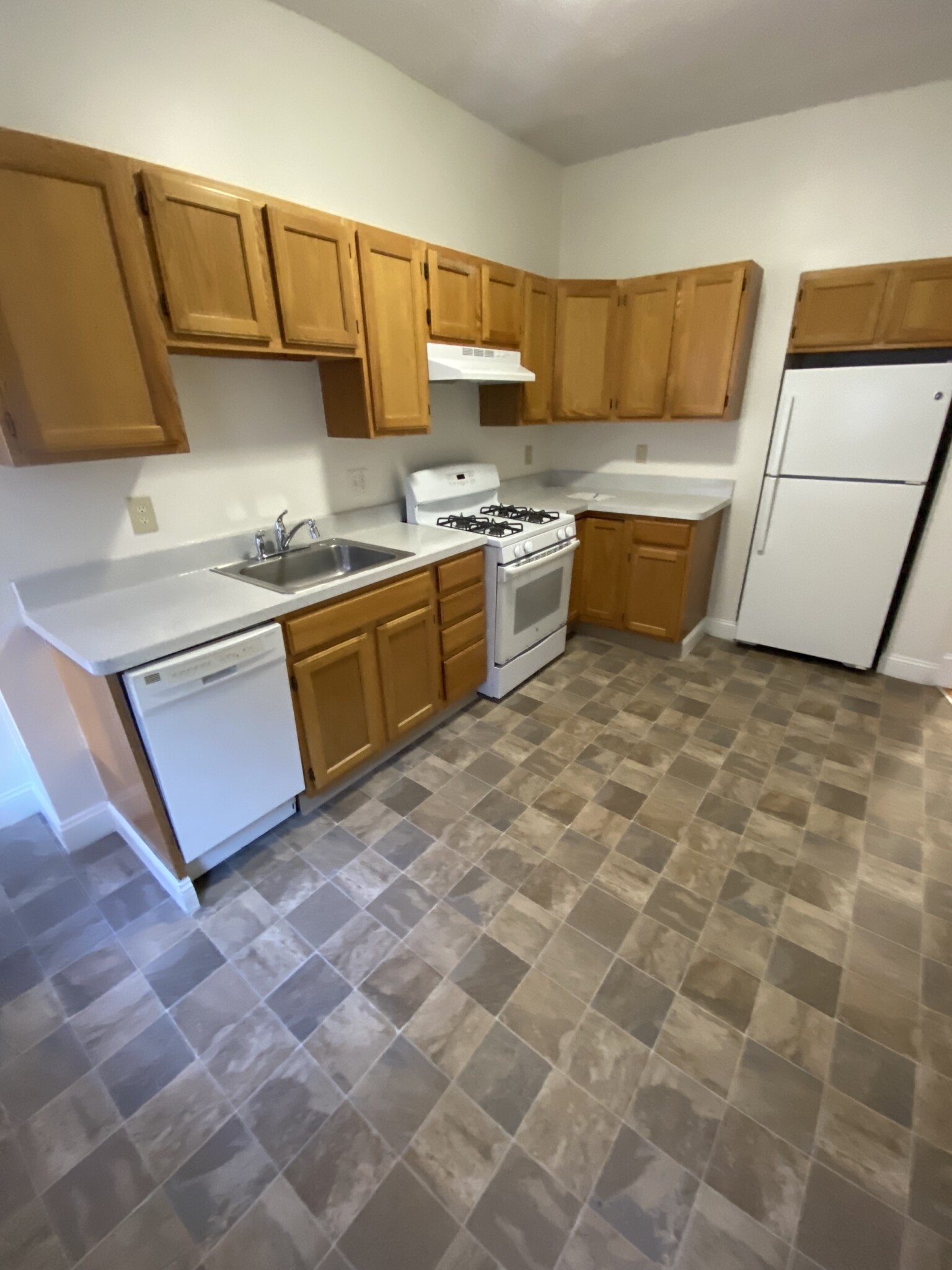 17 Hemenway St, Fenway