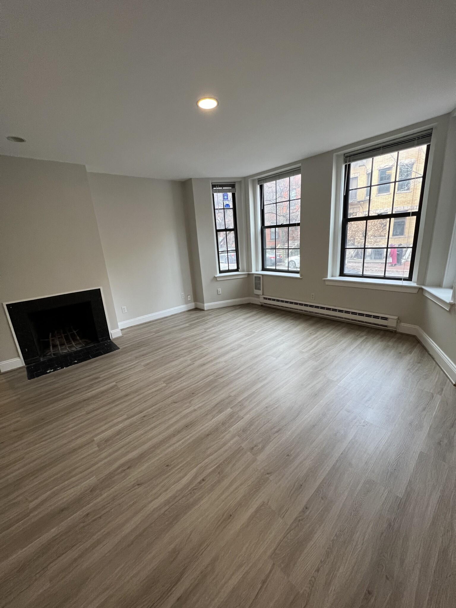 166 Saint Botolph St, South End