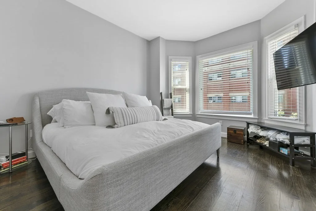349 Meridian St, East Boston