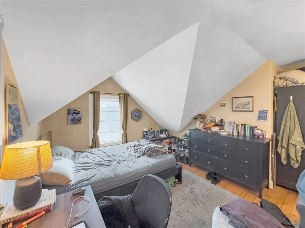 18 Egleston, Jamaica Plain