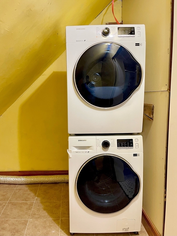 89 Tuttle St, Dorchester