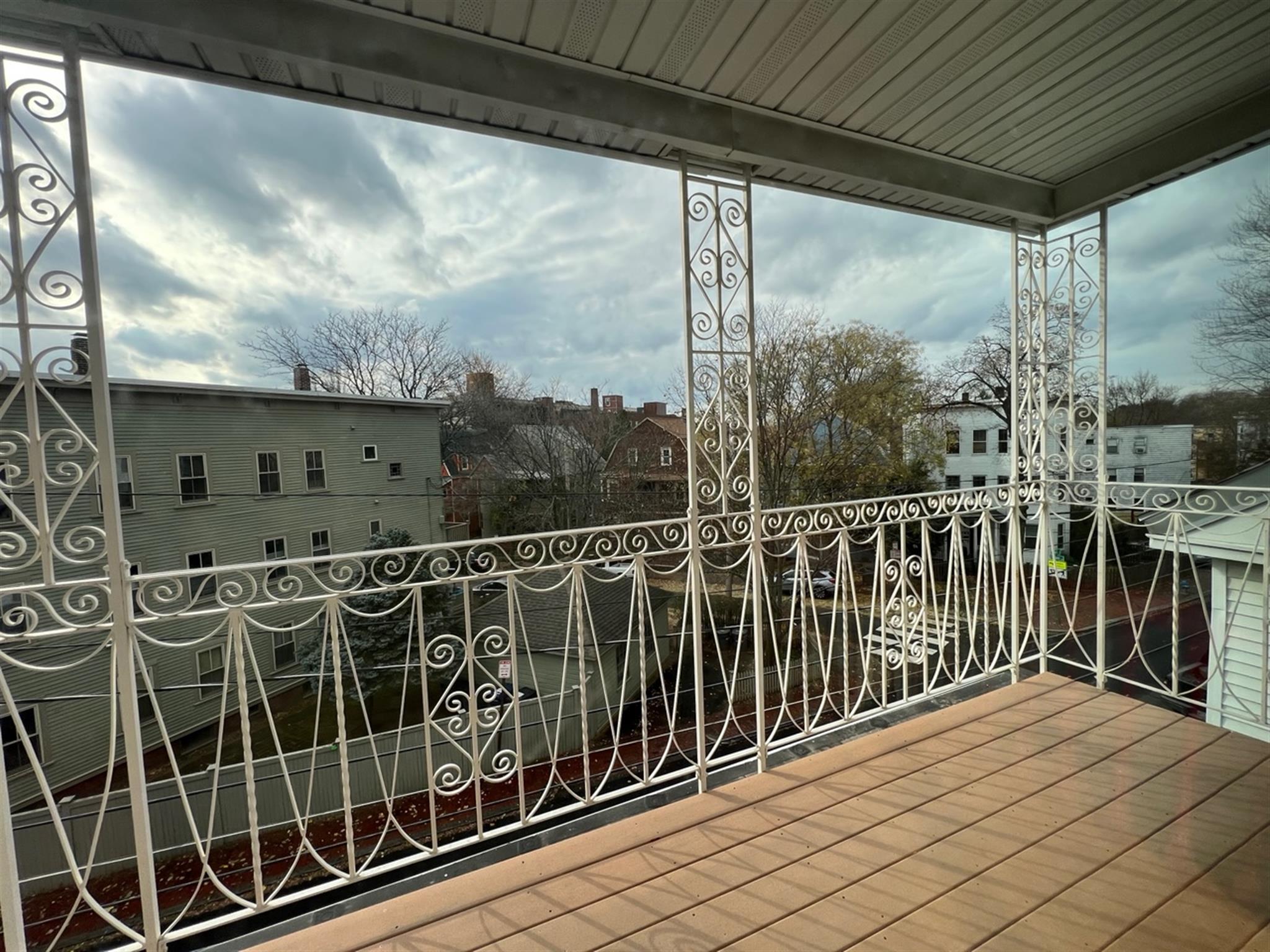 68 Line St, Ward Two