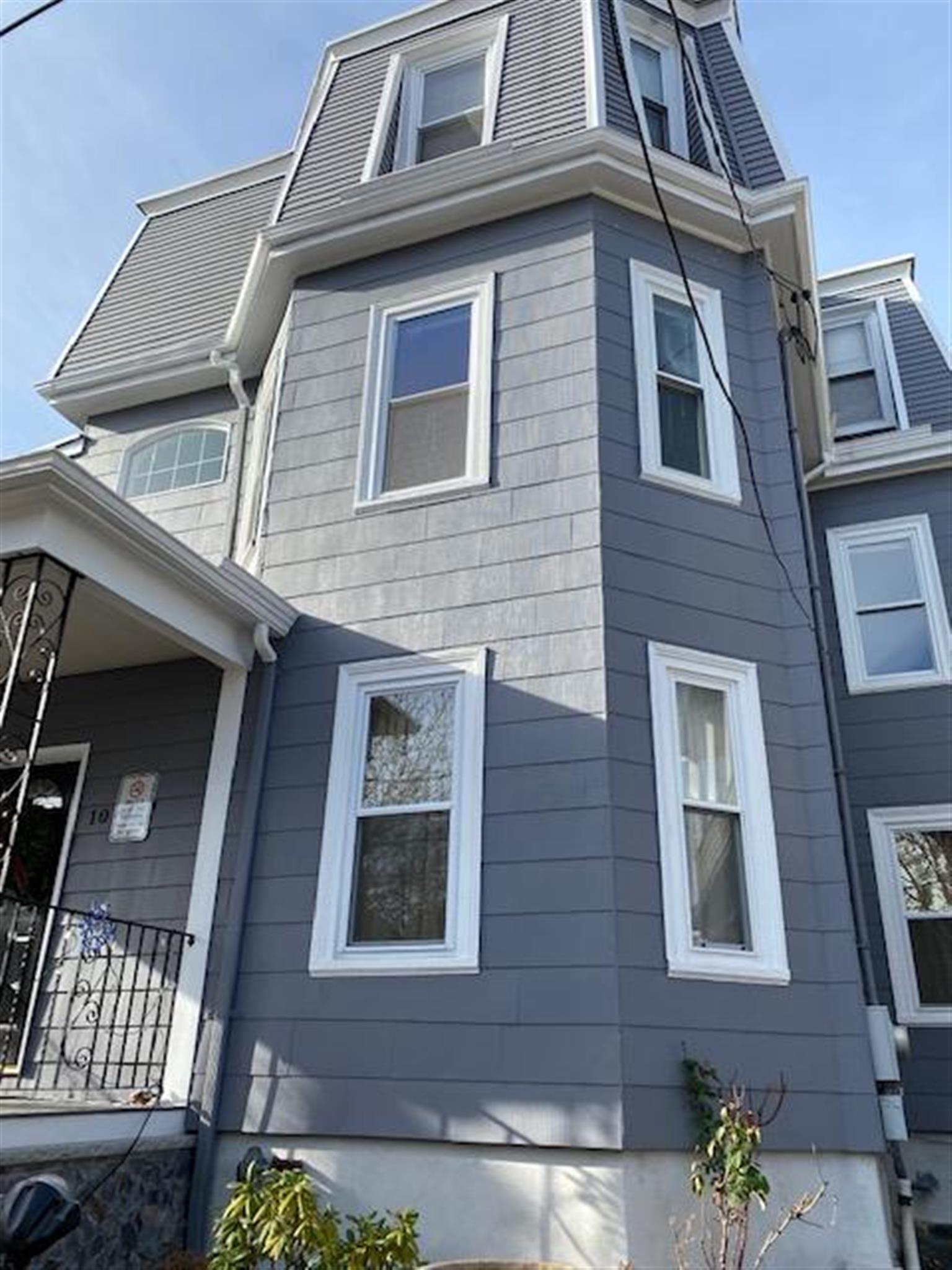2.5 bed, 1 bath apartment for rent at 8 Essex St Unit 2, Gilman Square — photo 9 of 18