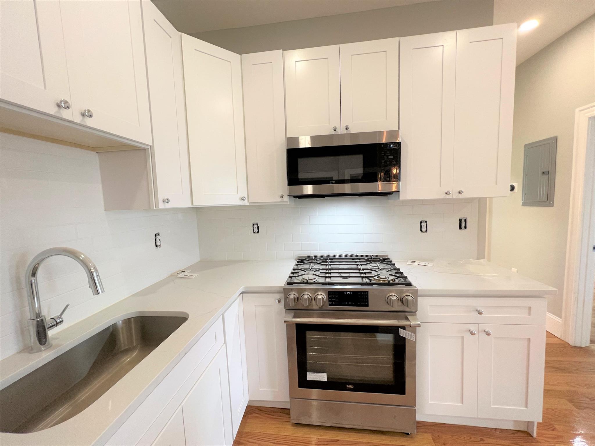 71 Pearl St, East Somerville