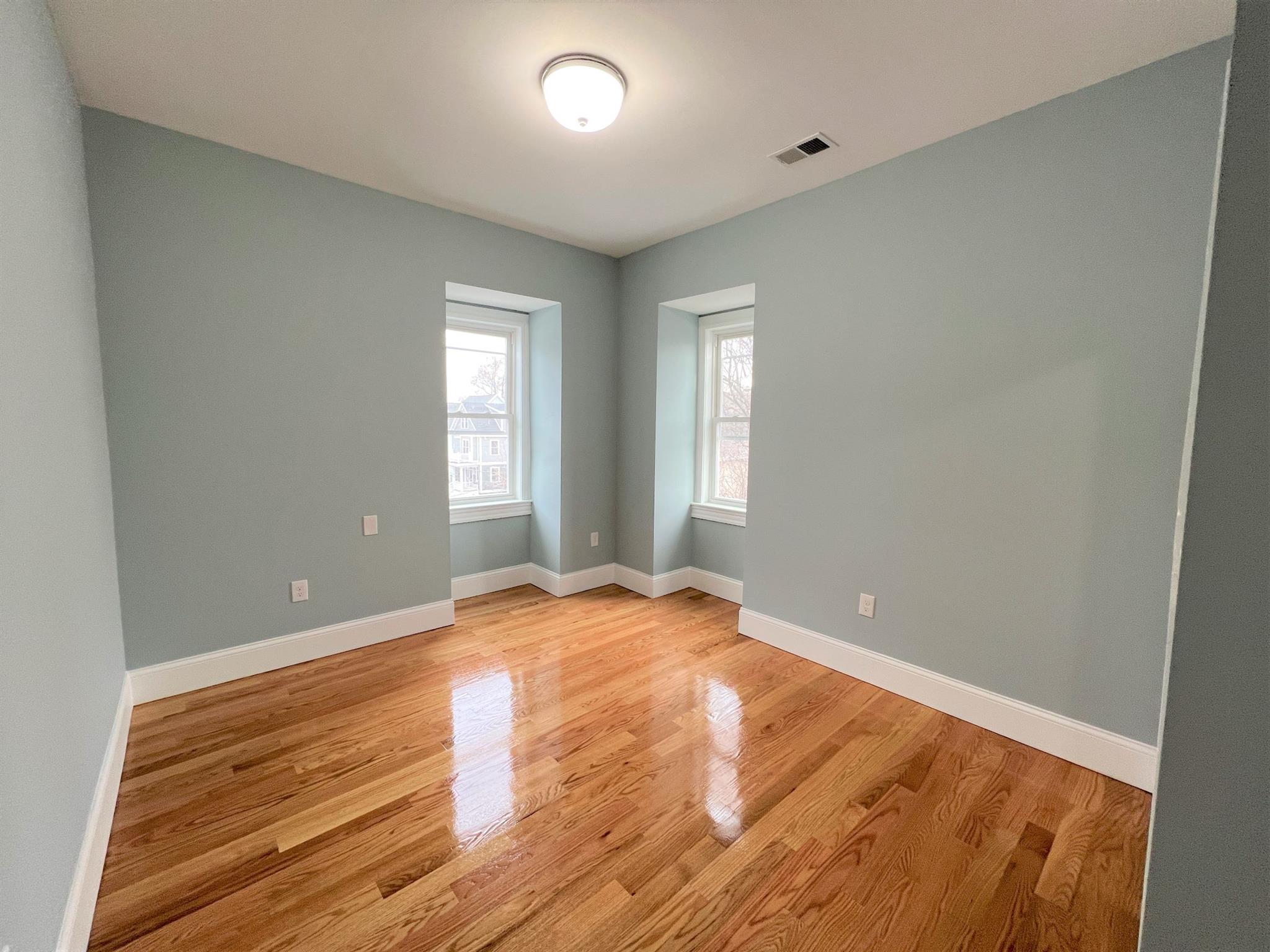 71 Pearl St, East Somerville