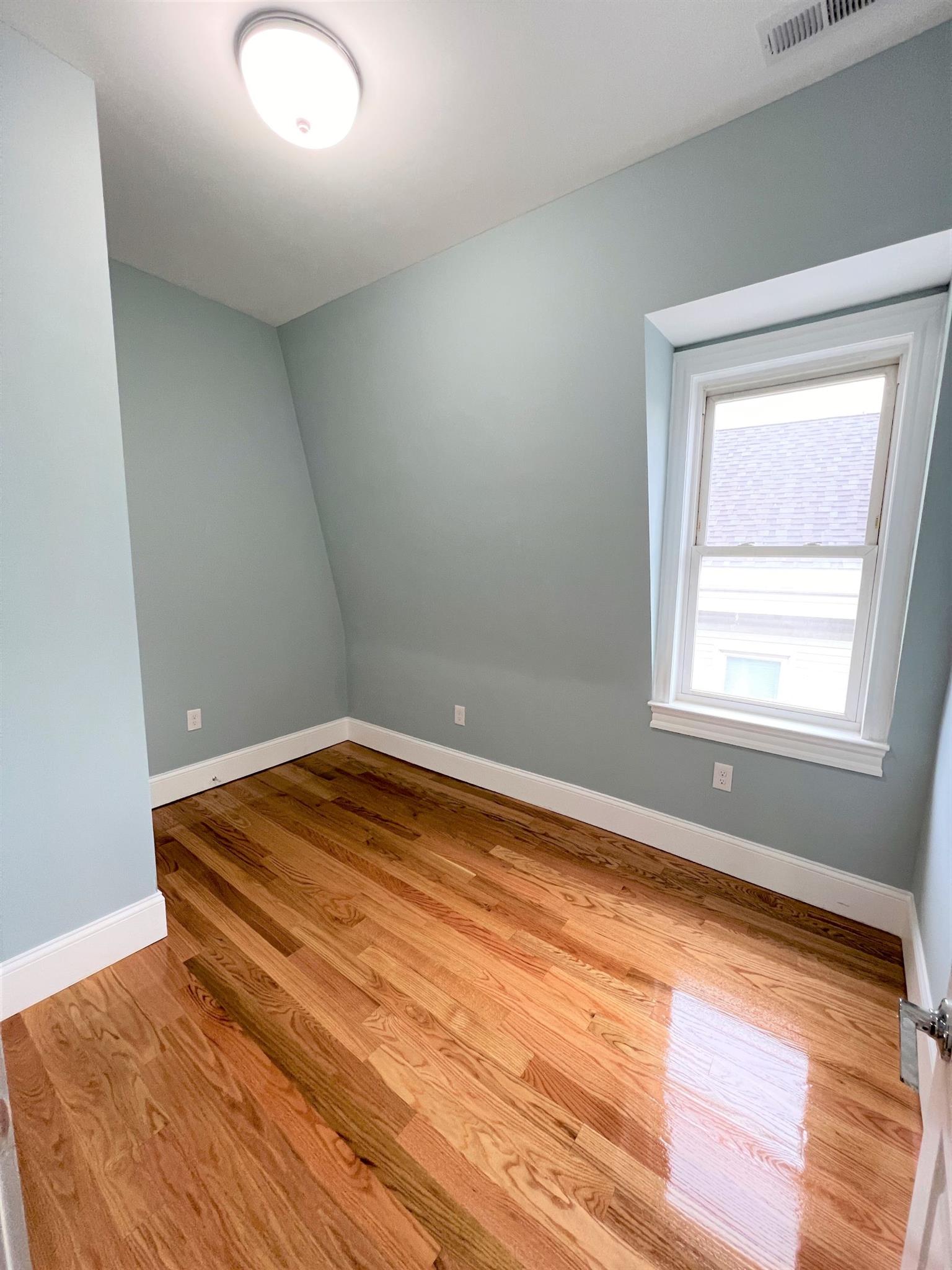 71 Pearl St, East Somerville