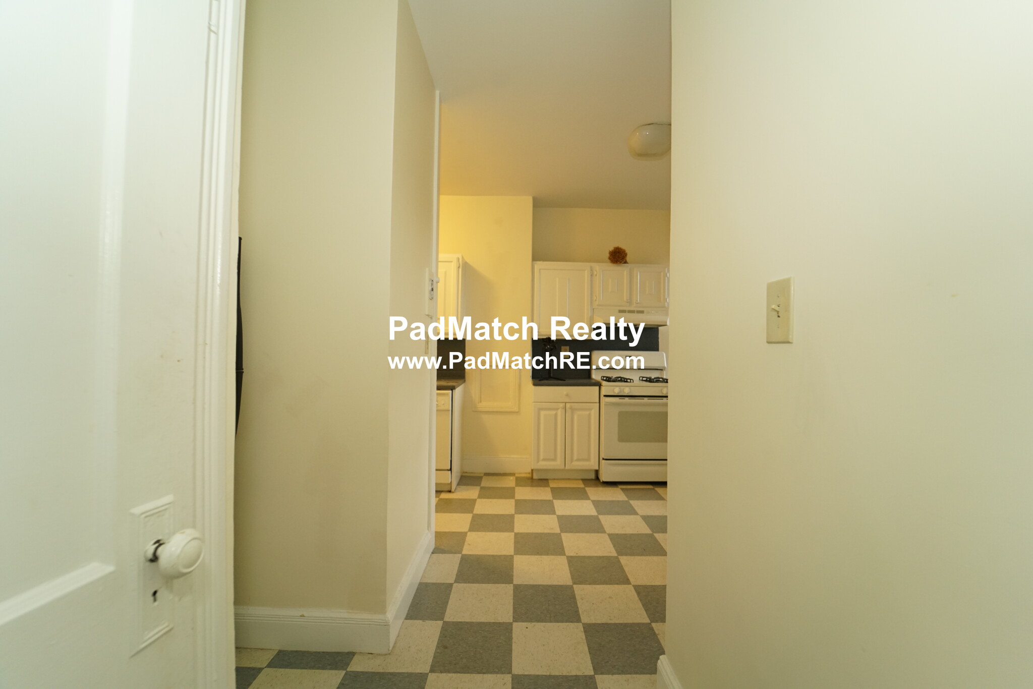 14 Alton Pl, Coolidge Corner