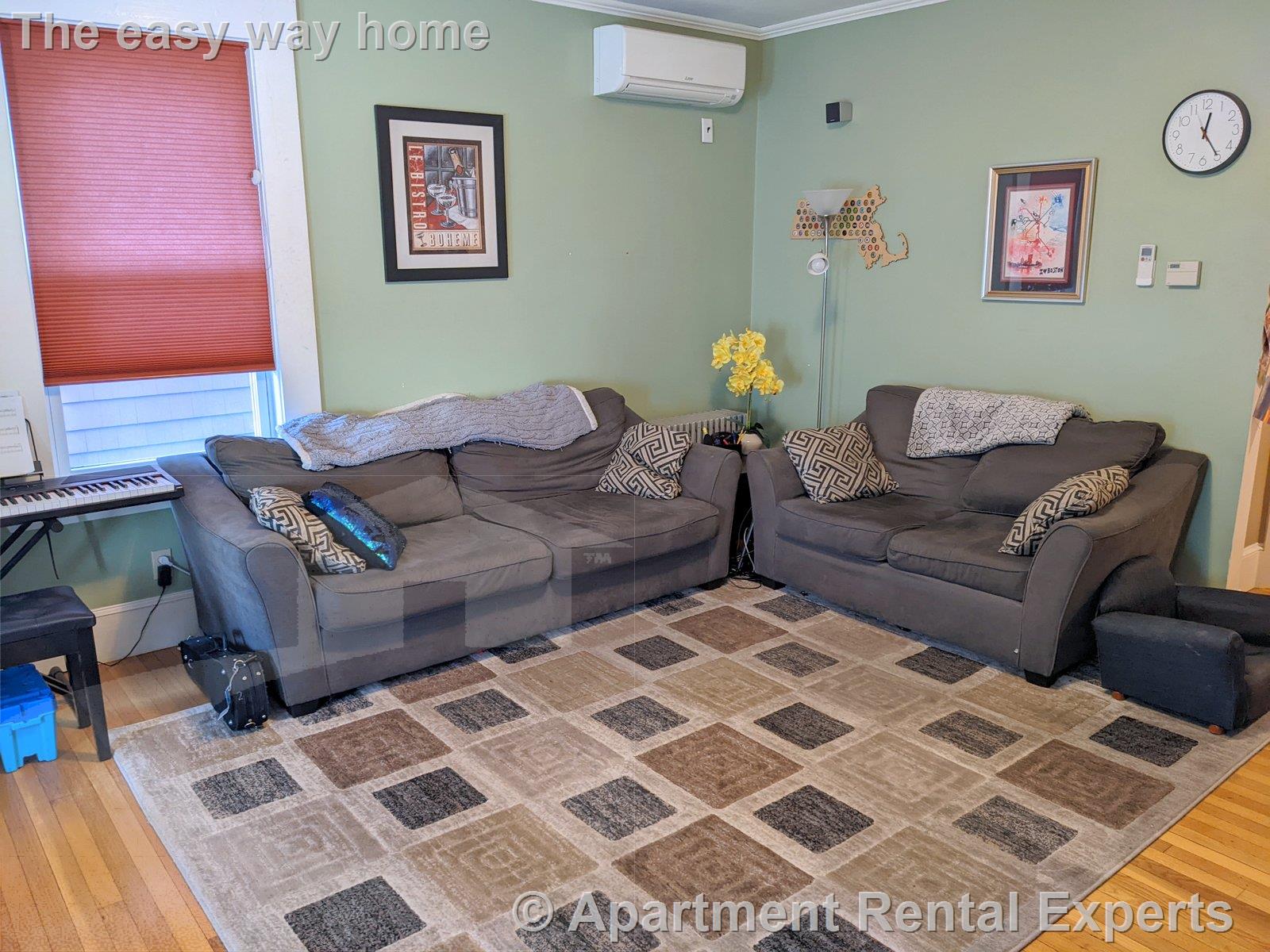 2 bed, 1 bath apartment for rent at 15 Cutter St Unit 1, Davis Square — photo 4 of 11