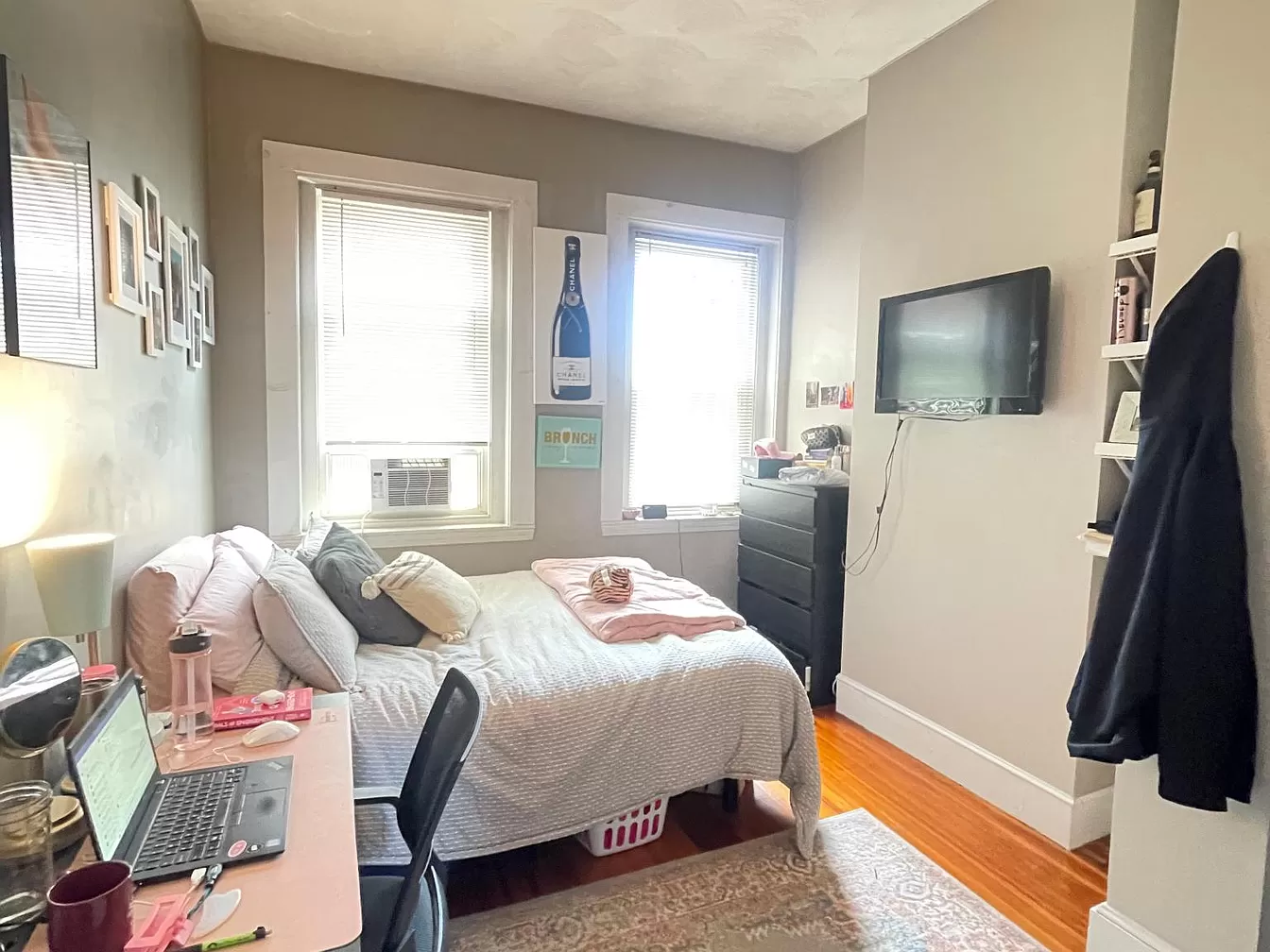 291 E St, South Boston