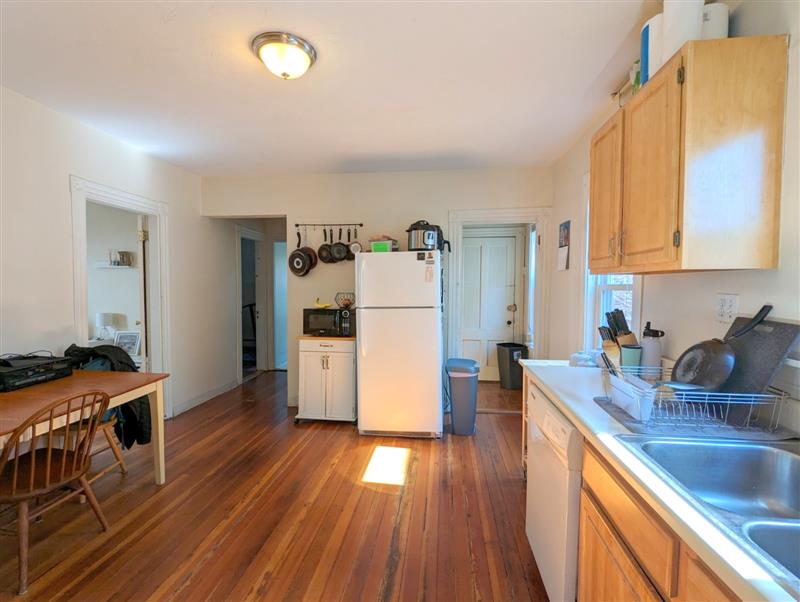 48 Gorham St, Davis Square