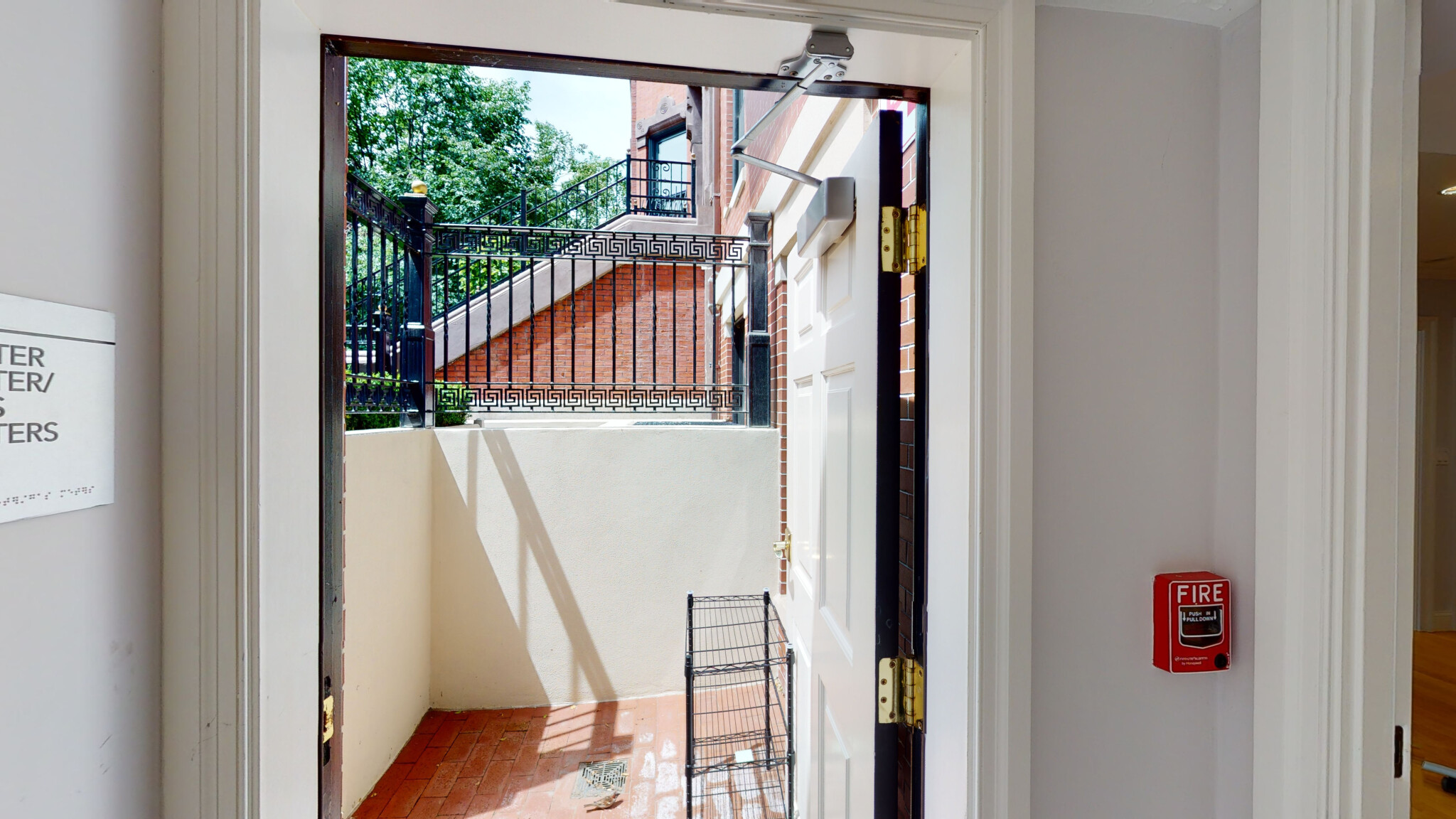1 bed, 1 bath apartment for rent at 296 Beacon St Unit 1.., Back Bay