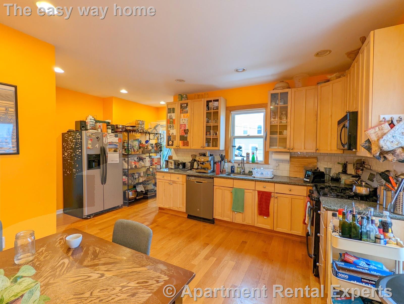 57 Josephine Ave, Powder House Square