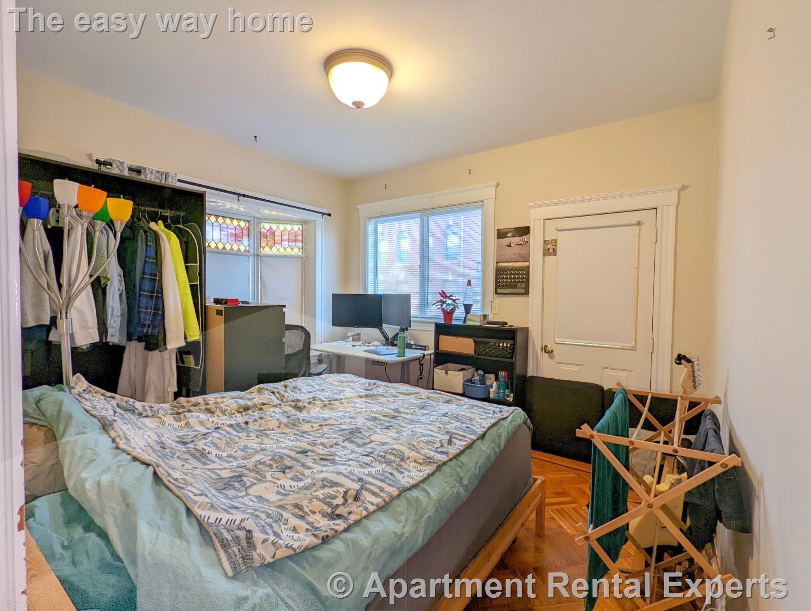 57 Josephine Ave, Powder House Square