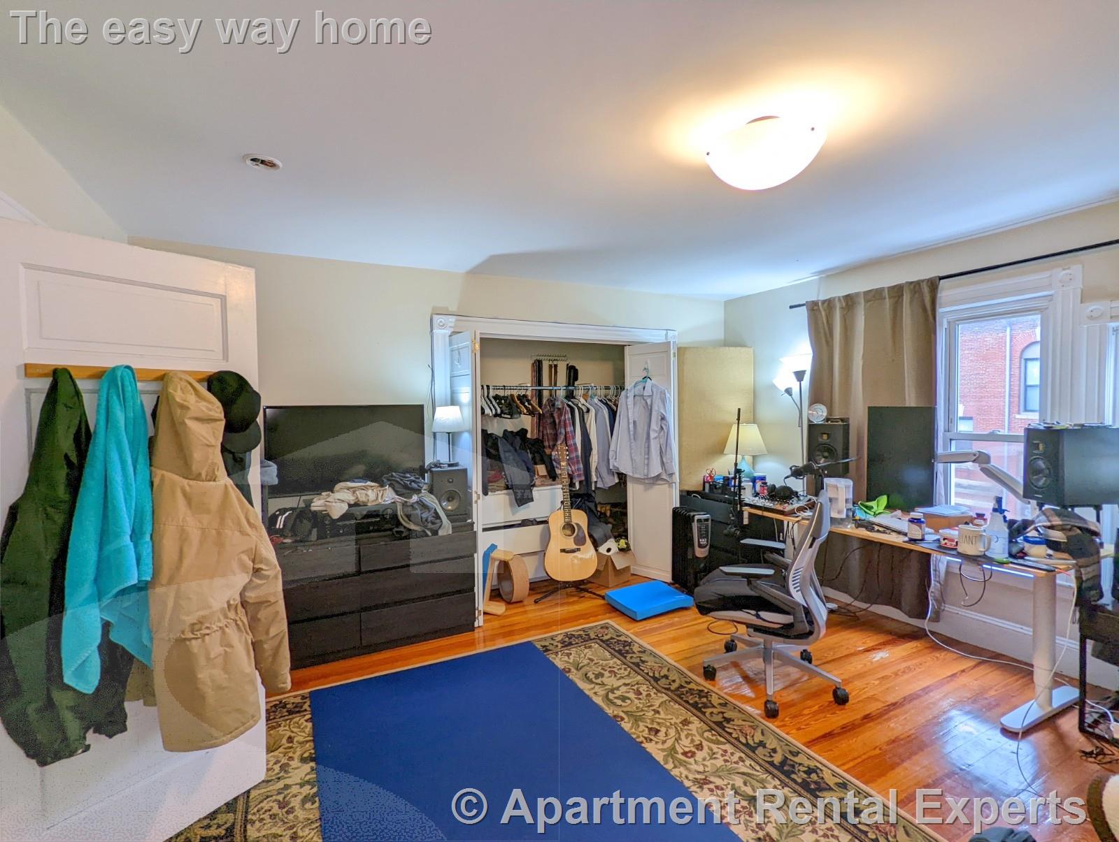 57 Josephine Ave, Powder House Square