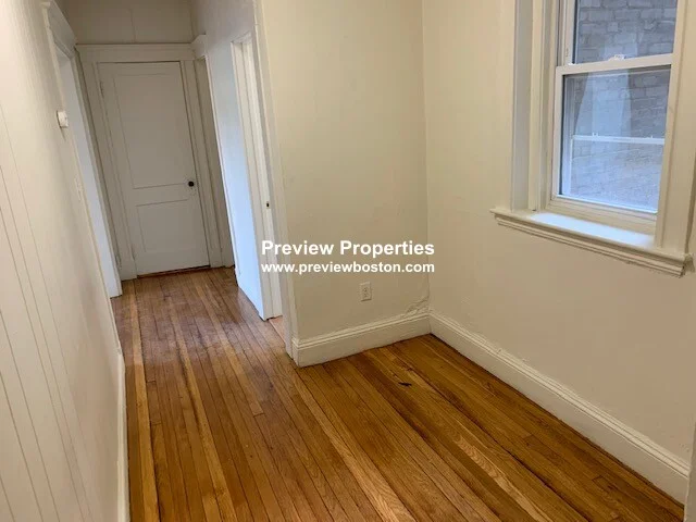1175 Boylston St, Fenway