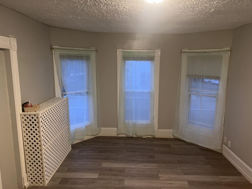 64 Church St, Springfield