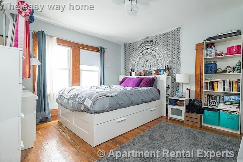 32 Hawthorne St, Davis Square