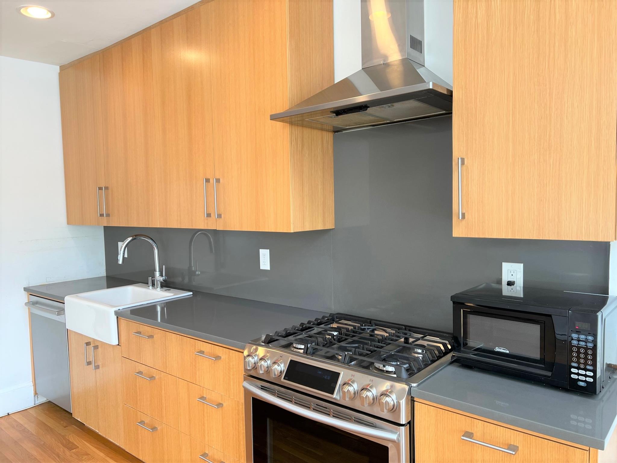 2 bed, 1 bath apartment for rent at 218 Harvard St Unit 1S, Central Square — photo 15 of 17