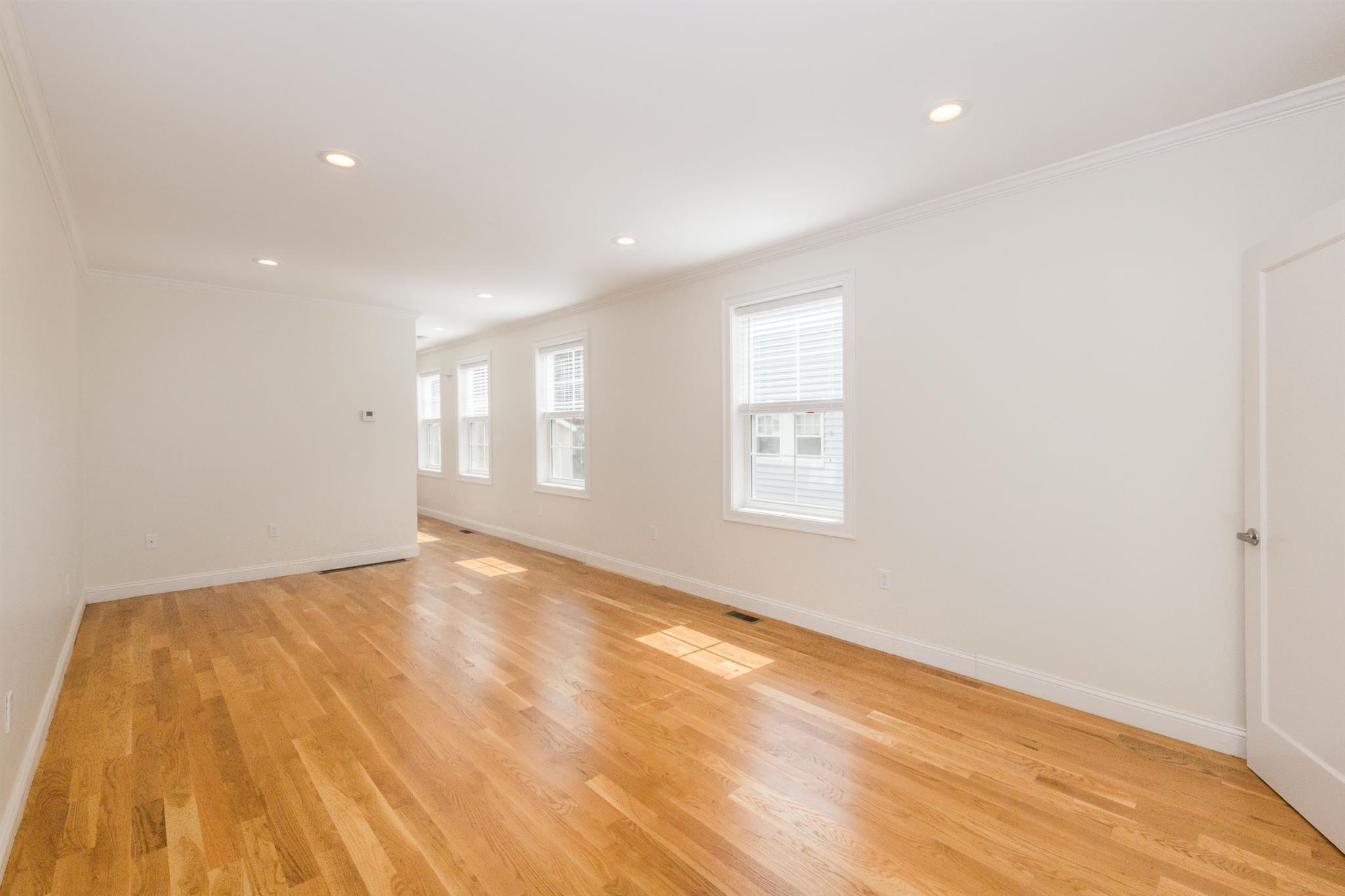 4 bed, 3.5 bath apartment for rent at 217 Arlington St Unit 1A, Medford — photo 20 of 21