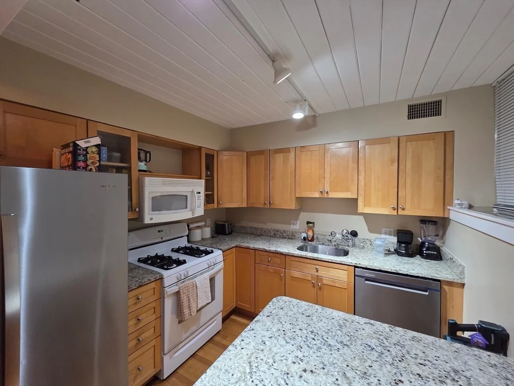 155 Brookline St, Cambridgeport