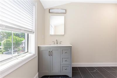 126 Jerome St, West Medford