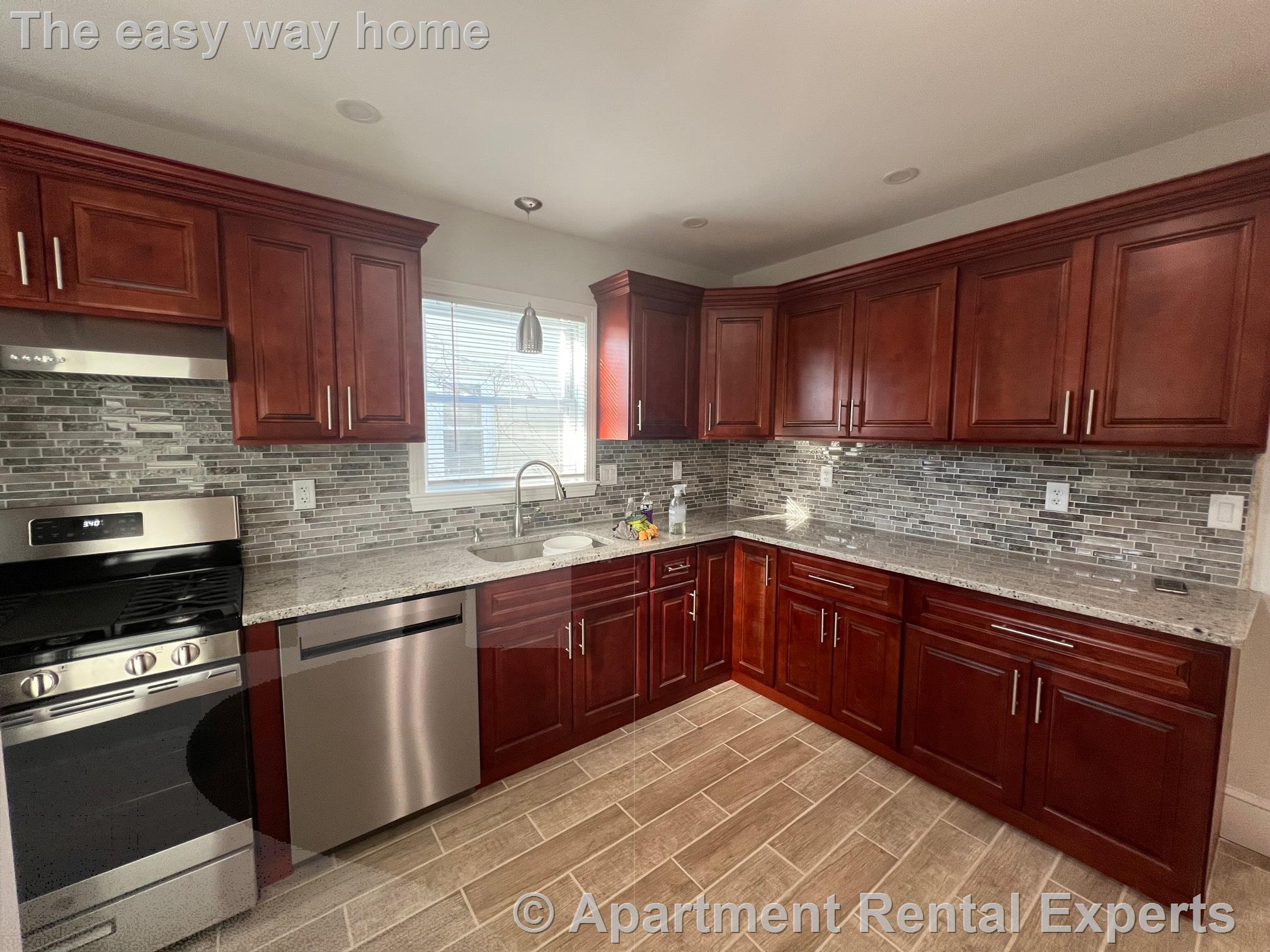 10 Cady Ave, Davis Square