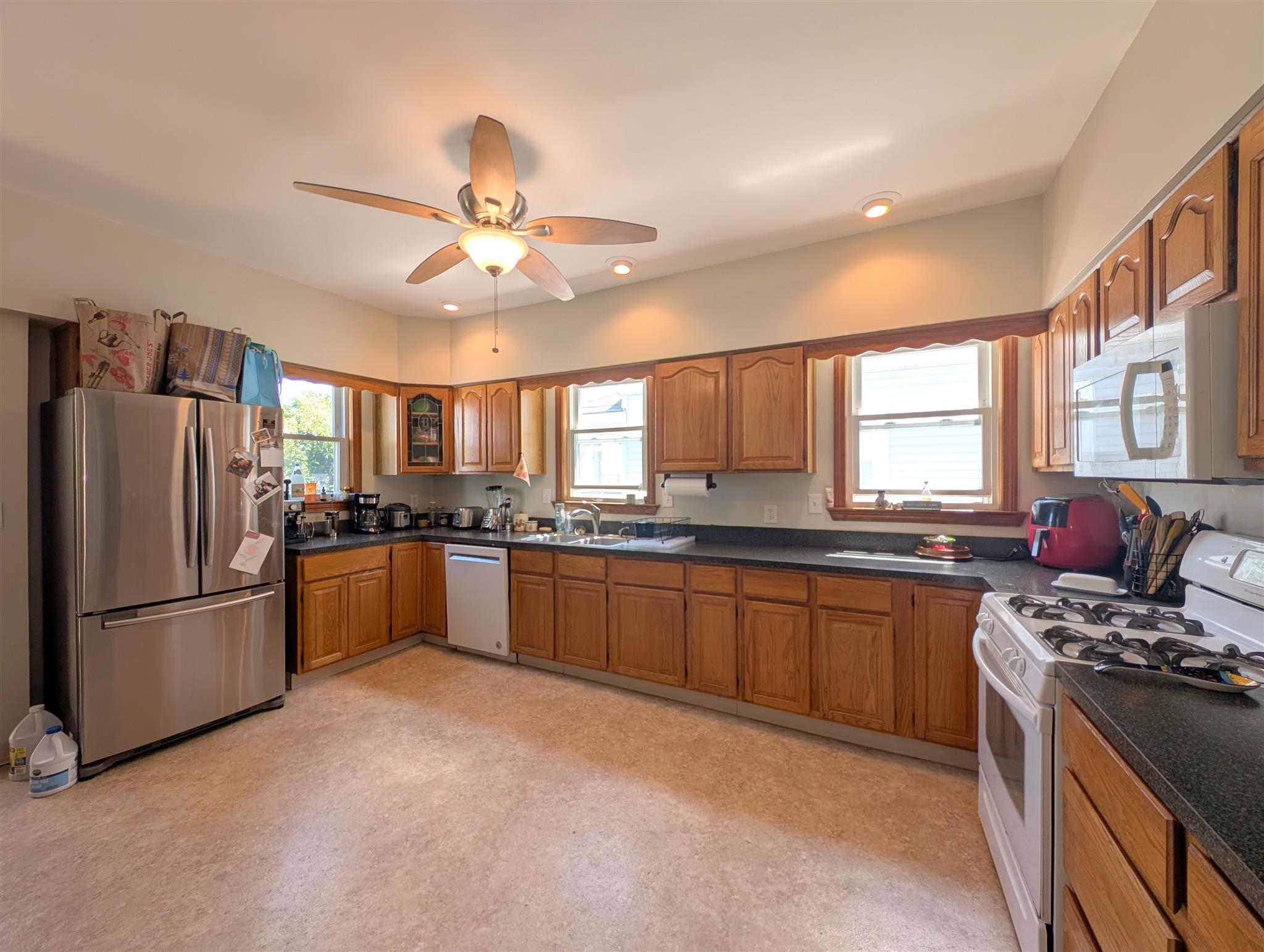 42 Lowden Ave, Powder House Square