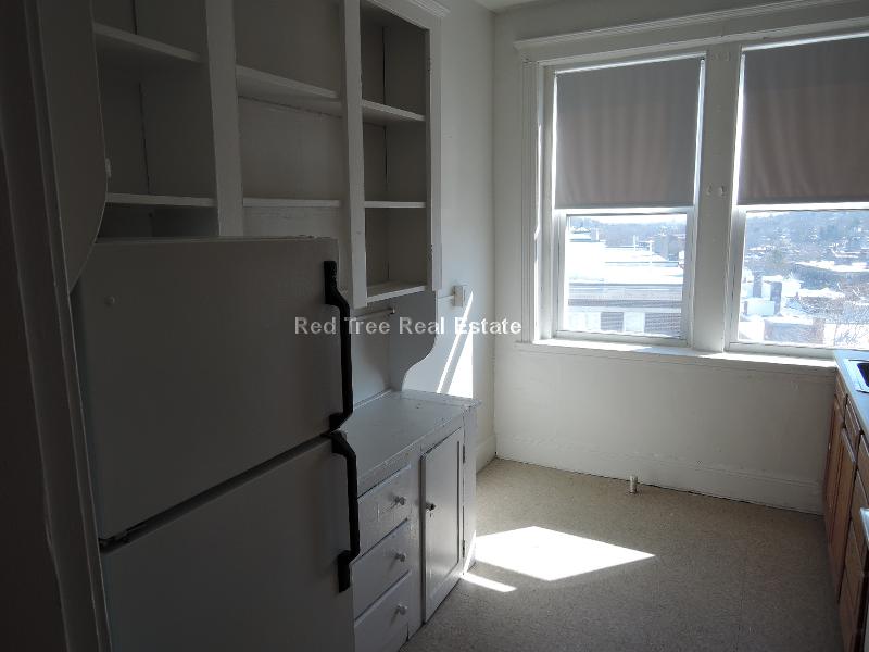 1810 Commonwealth Ave, Brighton