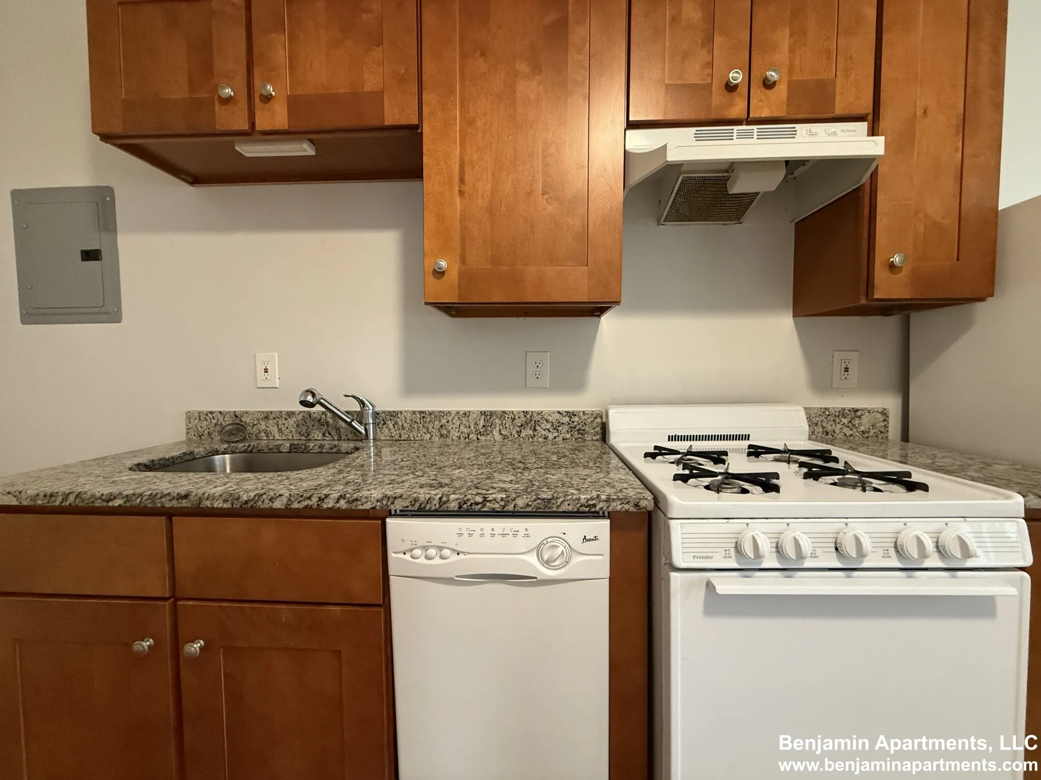 1615 Commonwealth Ave, Brighton