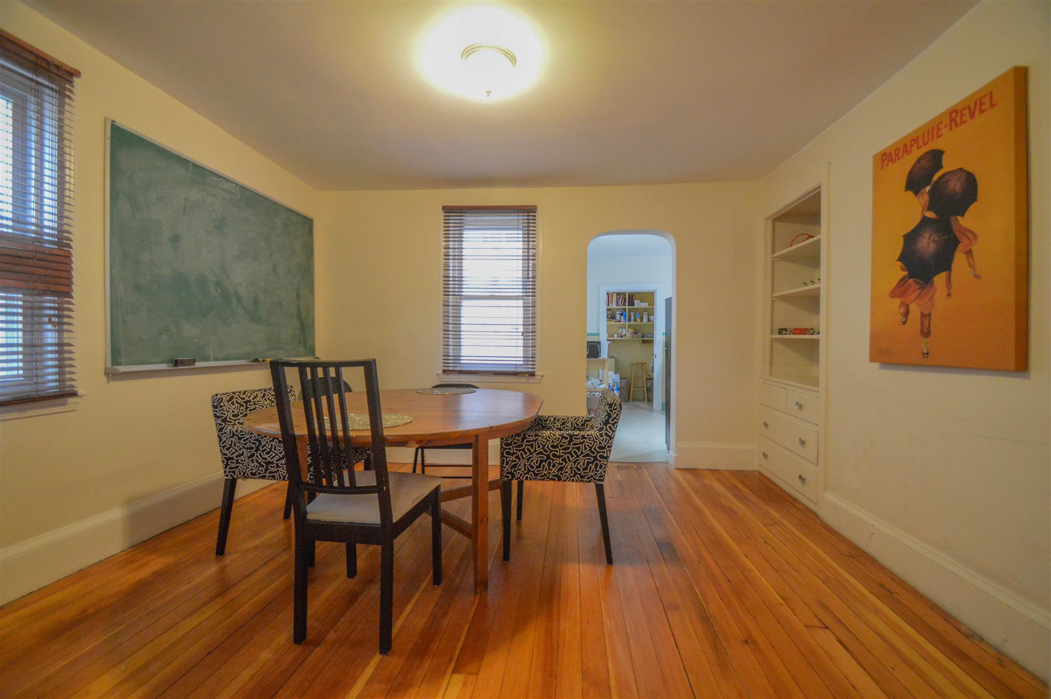 7 bed, 2 bath apartment for rent at 218 Norfolk St Unit 1, Central Square — photo 13 of 21