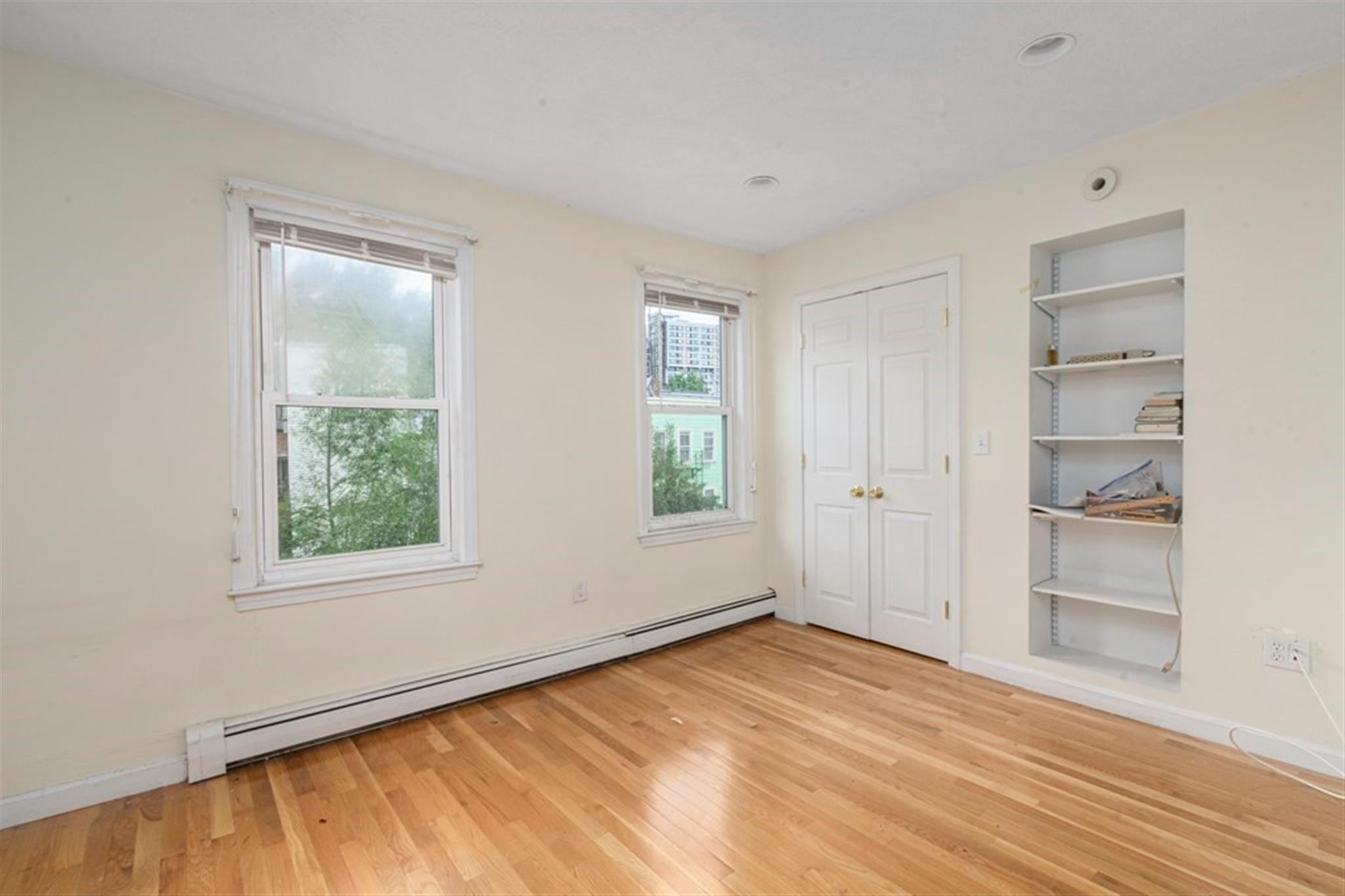 4.5 bed, 1.5 bath apartment for rent at 31 6th St Unit 0, East Cambridge — photo 5 of 15