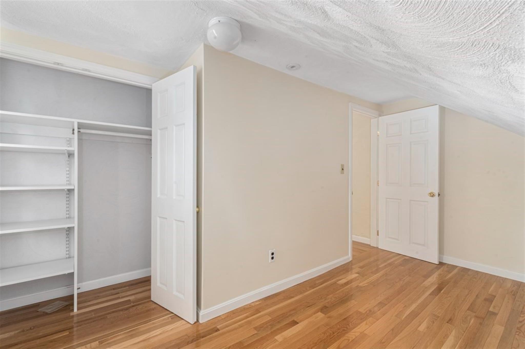 4.5 bed, 1.5 bath apartment for rent at 31 6th St Unit 0, East Cambridge — photo 6 of 15