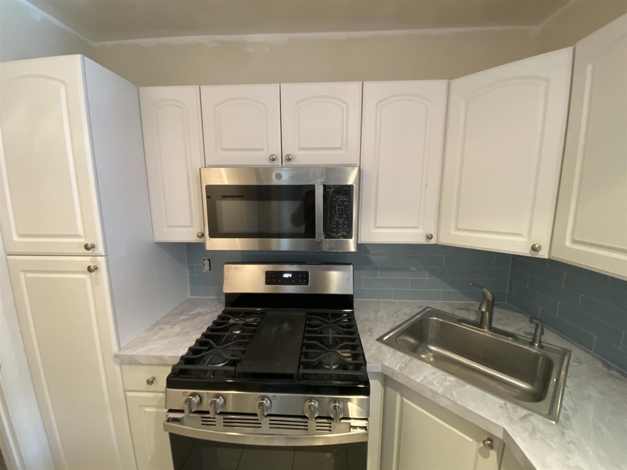 4.5 bed, 1.5 bath apartment for rent at 31 6th St Unit 0, East Cambridge — photo 9 of 15