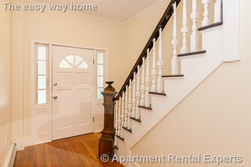 126 Monument St, West Medford