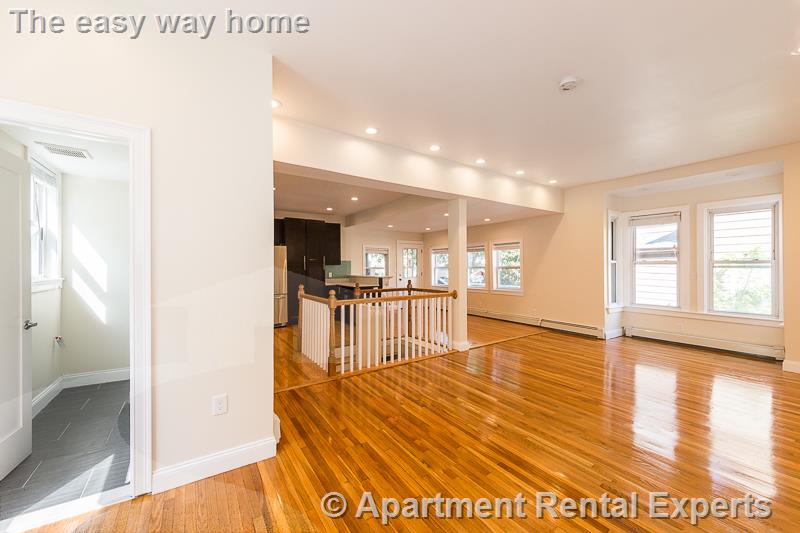 126 Monument St, West Medford