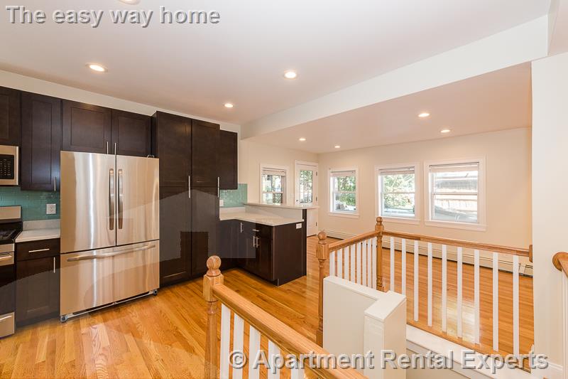 126 Monument St, West Medford