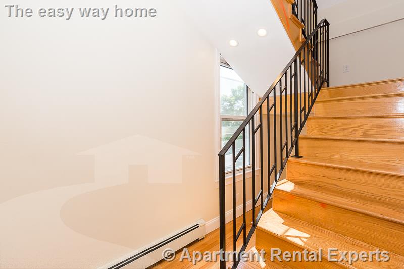 126 Monument St, West Medford