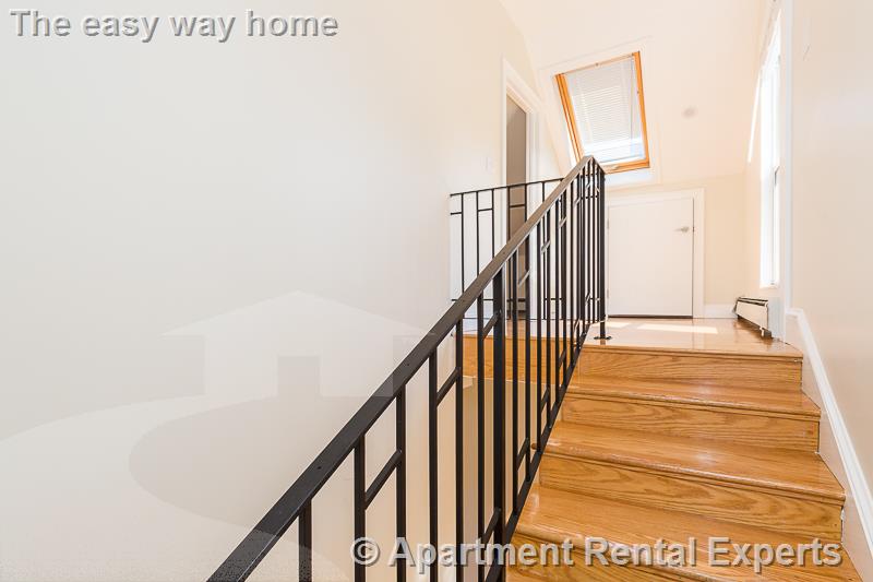 126 Monument St, West Medford